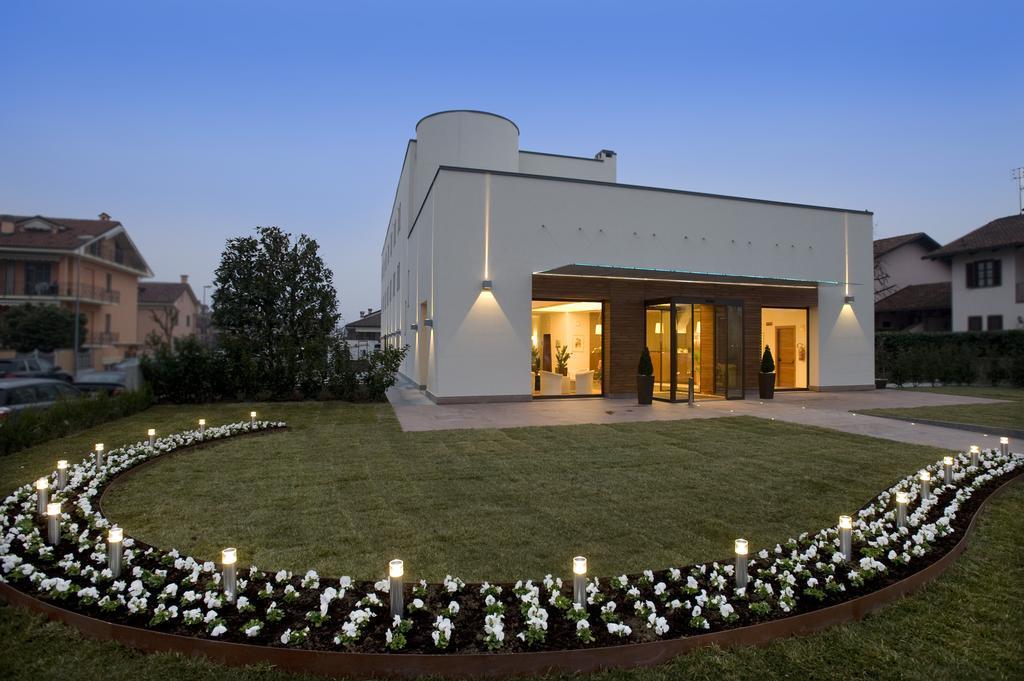 Hotel Napoleon Cherasco Exterior photo