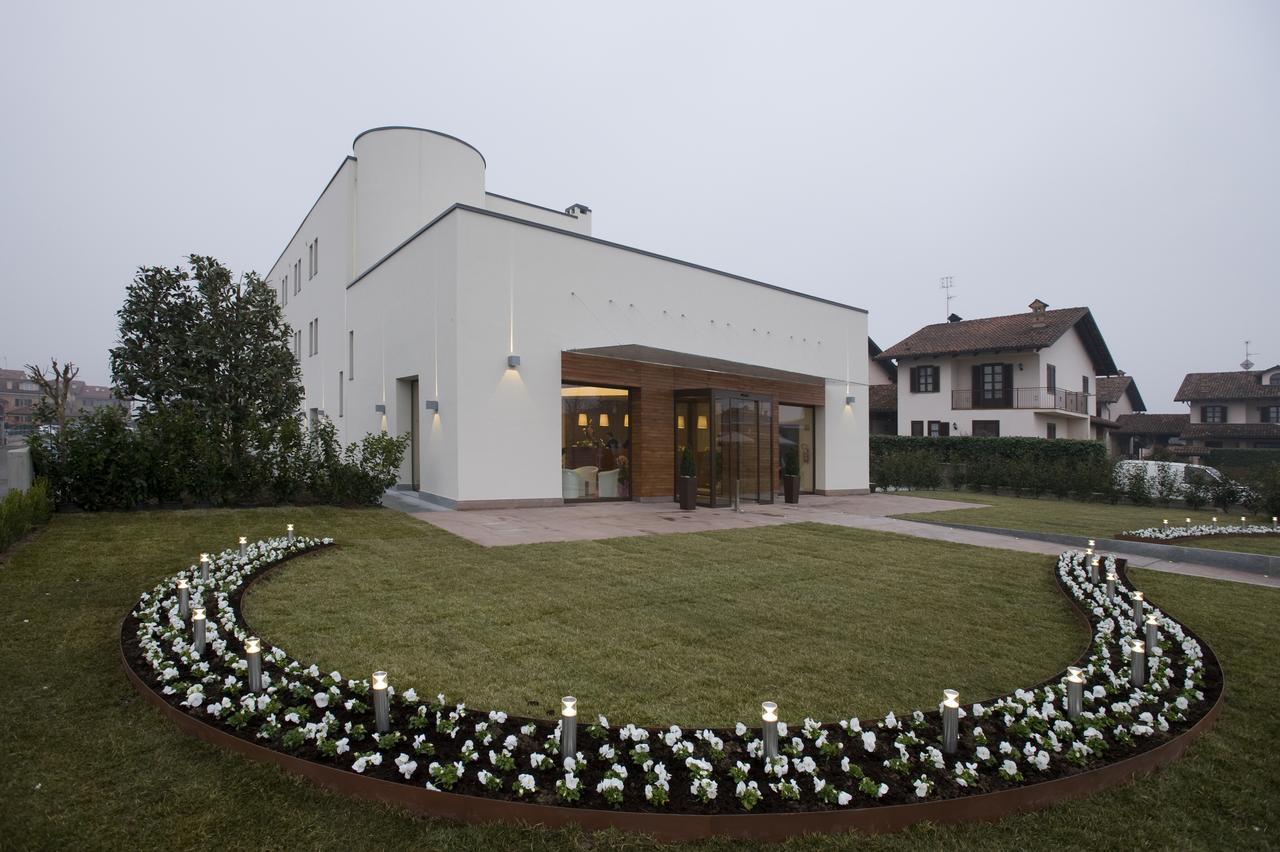Hotel Napoleon Cherasco Exterior photo