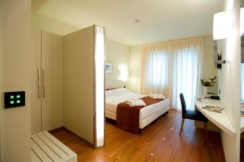 Hotel Napoleon Cherasco Exterior photo